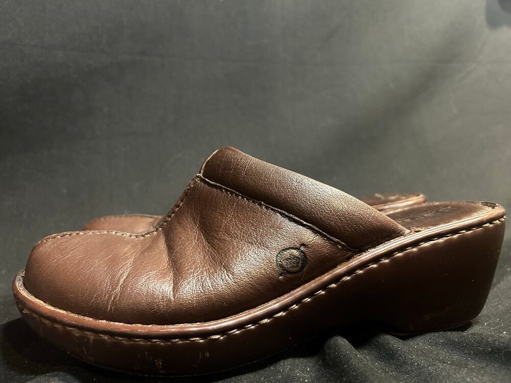 b.o.c. Born Women 7 Brown Leather Open Toe Mule Clogs Wedge Heel Slip On